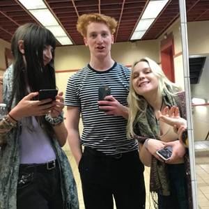 Meet your Posher, Johnny